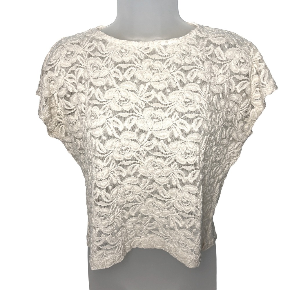 Lace Top Medium Cream Floral Sheer Cropped‎ Short Sleeve Boho Romantic No tags